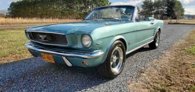 Ford Mustang 1966 image number 29