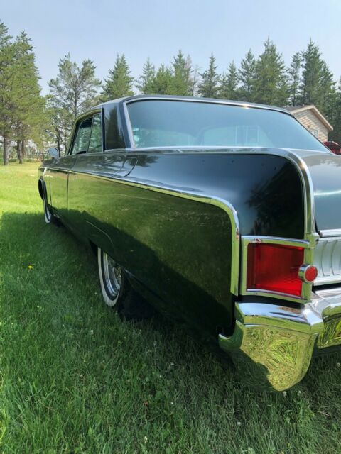 Oldsmobile Ninety-Eight 1964 image number 15