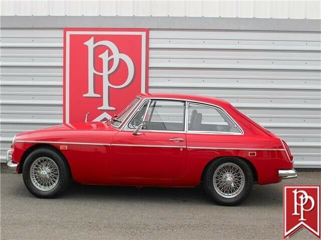 MG MGB 1969 image number 14