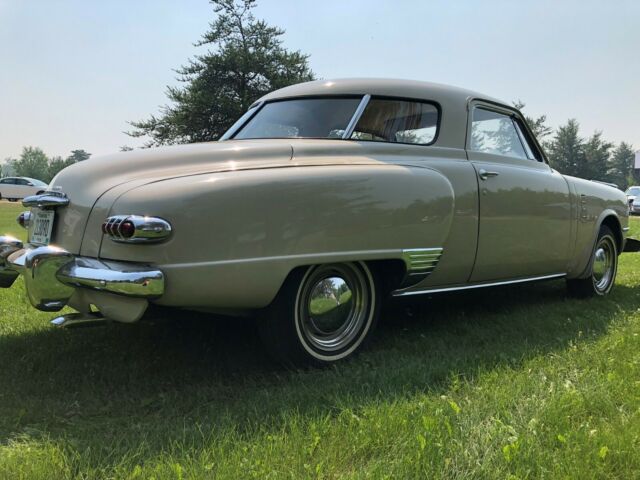 Studebaker Commander 1948 image number 7