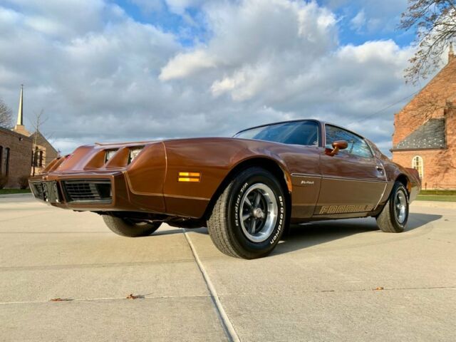 Pontiac Firebird 1979 image number 1