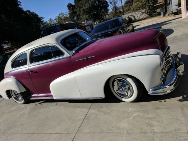 Pontiac Torpedo 1948 image number 2