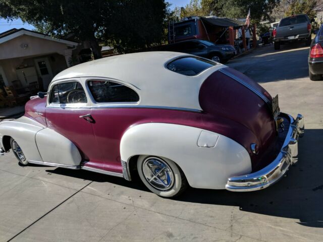 Pontiac Torpedo 1948 image number 5