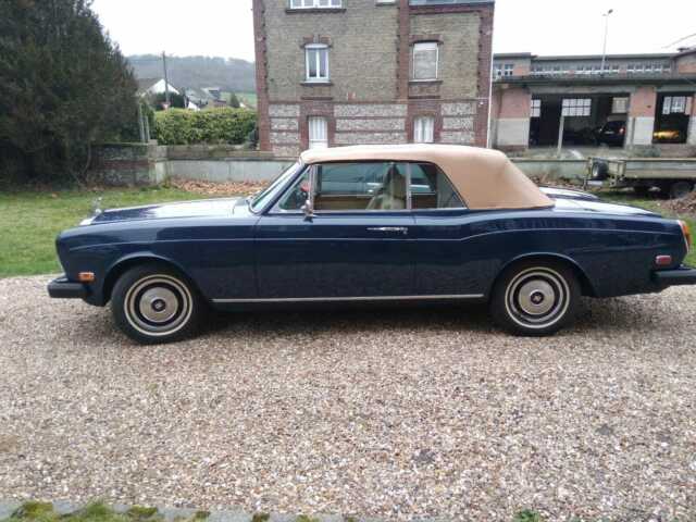 Rolls-Royce Corniche 1977 image number 24