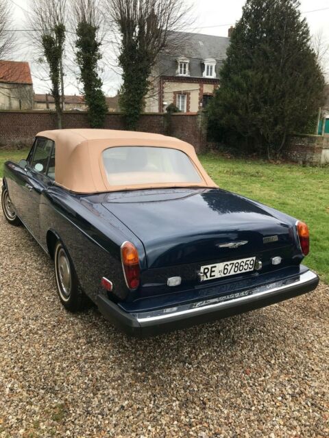 Rolls-Royce Corniche 1977 image number 3