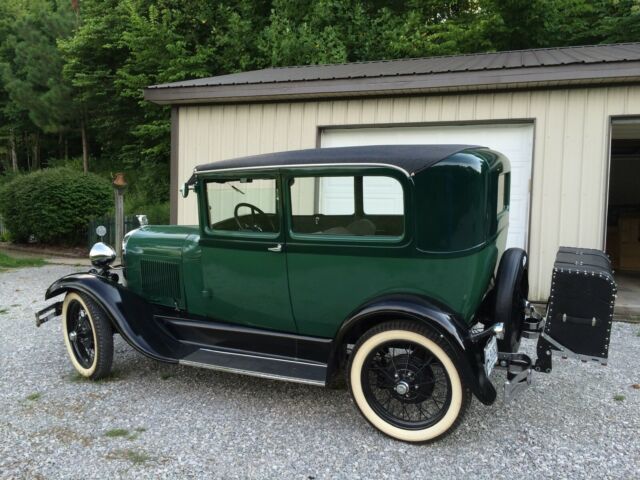 Ford Model A 1929 image number 1