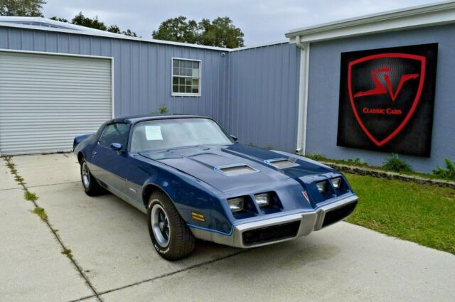 Pontiac Firebird 1979 image number 1