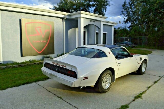 Pontiac Firebird 1979 image number 4