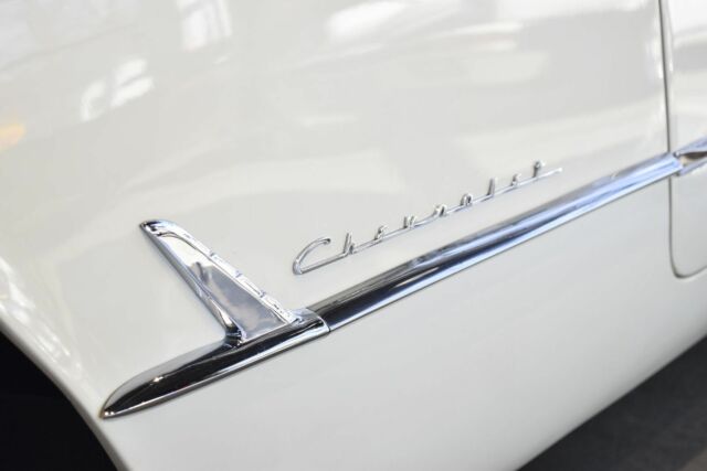 Chevrolet Corvette 1953 image number 32