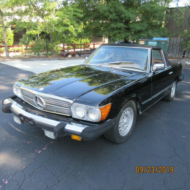 Mercedes-Benz SL-Class 1976 image number 0