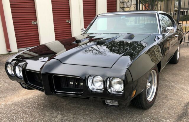 Pontiac GTO 1970 image number 2