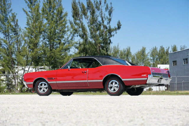 Oldsmobile 442 1966 image number 11