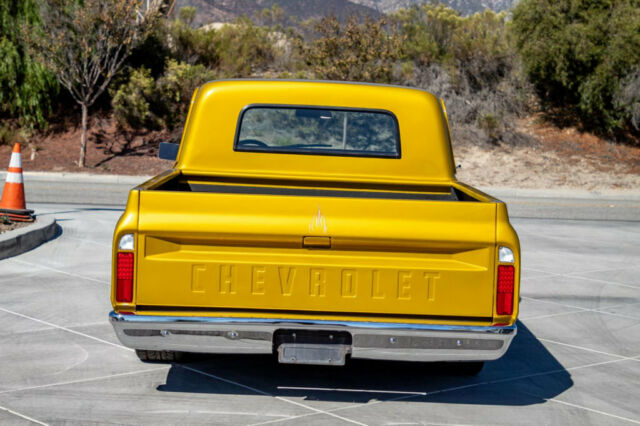 Chevrolet C-10 1967 image number 19