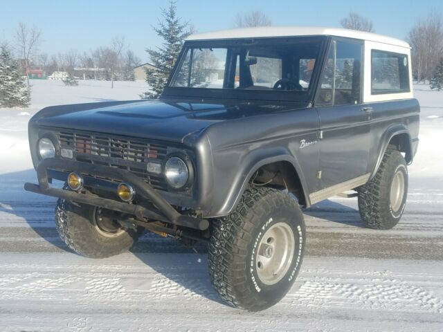 Ford Bronco 1966 image number 25