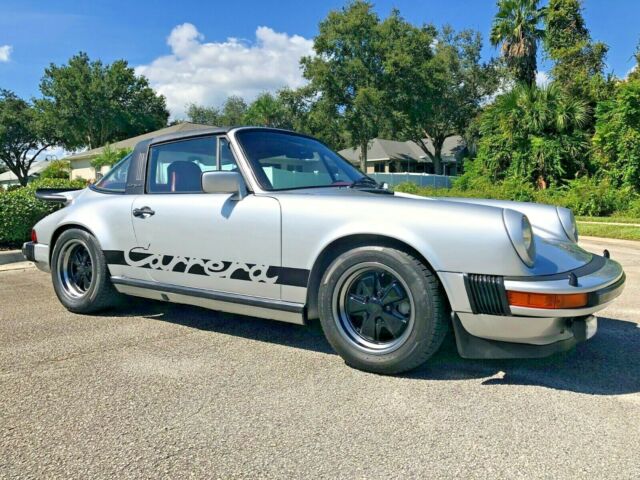 Porsche 911 1975 image number 41