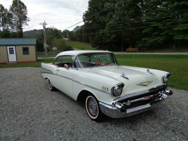 Chevrolet Bel Air/150/210 1957 image number 1