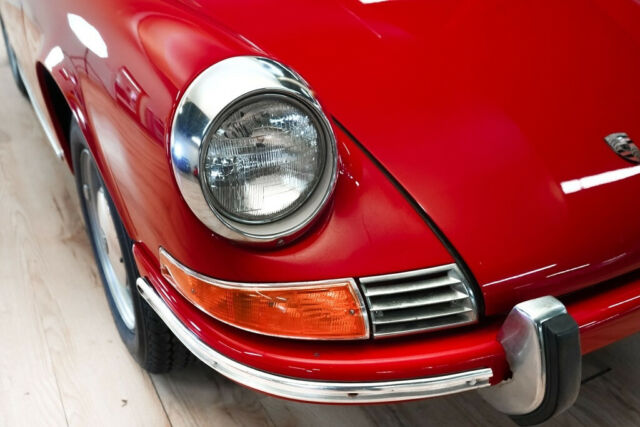 Porsche 911 1969 image number 21