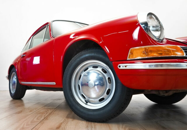 Porsche 911 1969 image number 26