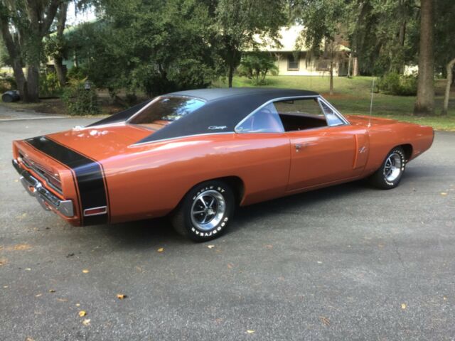 Dodge Charger 1970 image number 18