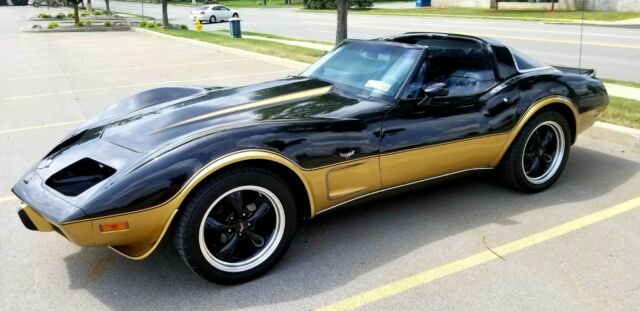 Chevrolet Corvette 1978 image number 0