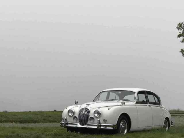 Jaguar MK II 3.8 1962 image number 32