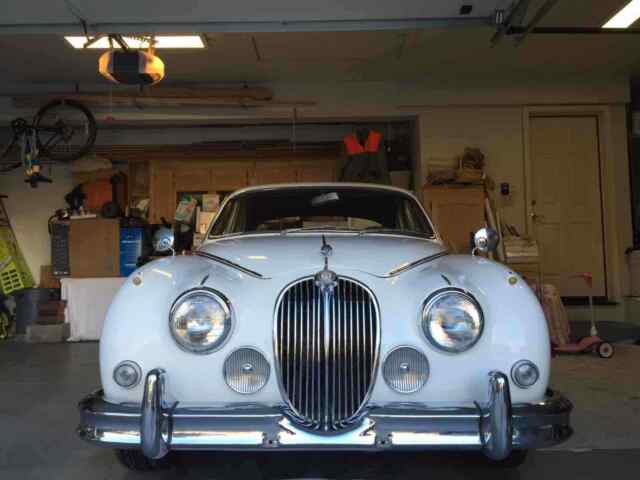 Jaguar MK II 3.8 1962 image number 47