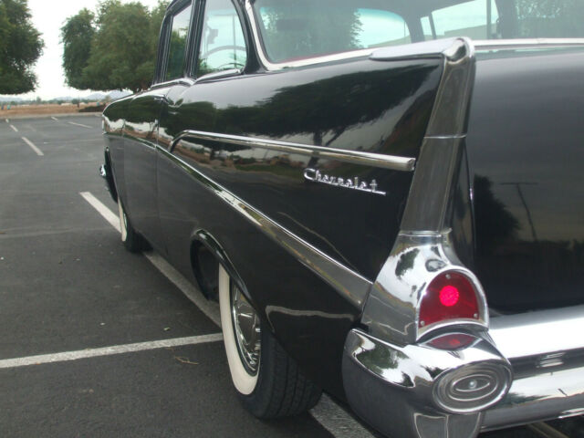 Chevrolet Bel Air/150/210 1957 image number 19