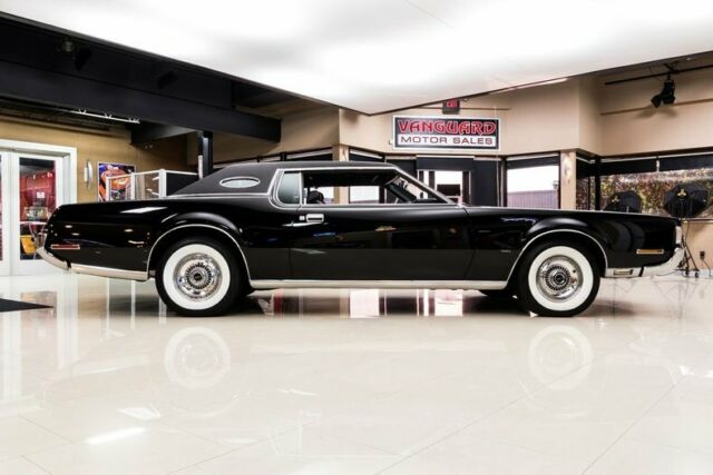 Lincoln Continental 1972 image number 33