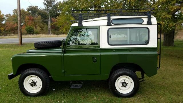 Land Rover Defender 1963 image number 9