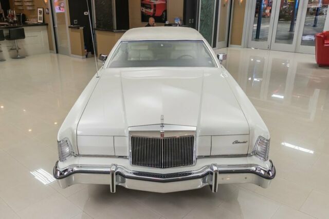 Lincoln Continental 1974 image number 26