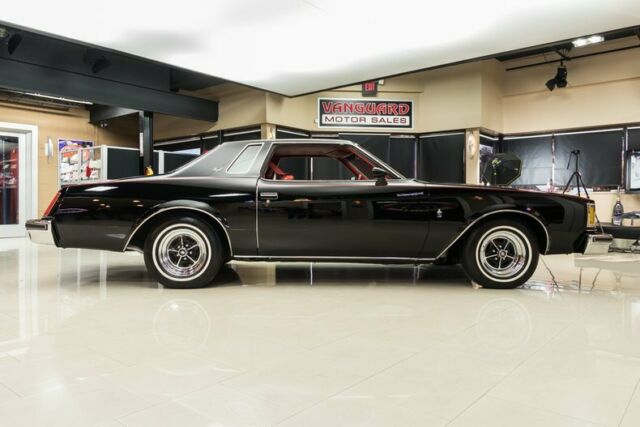 Buick Regal 1977 image number 9