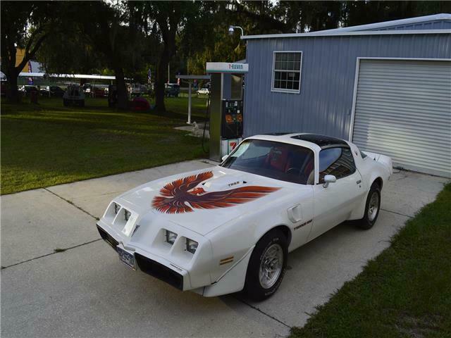 Pontiac Firebird Trans-Am 1979 image number 32