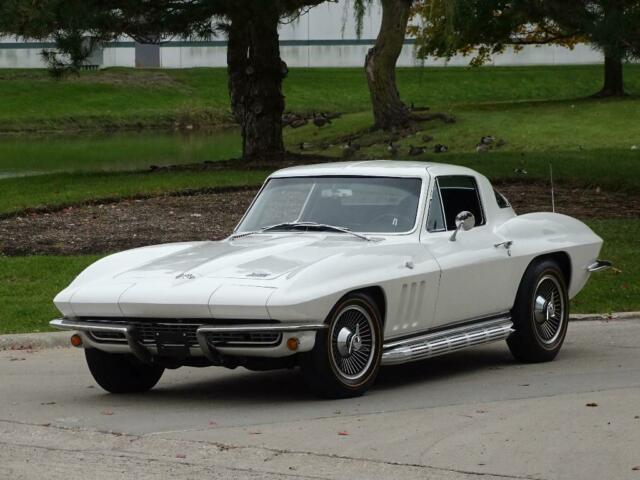 Chevrolet Corvette 1966 image number 16