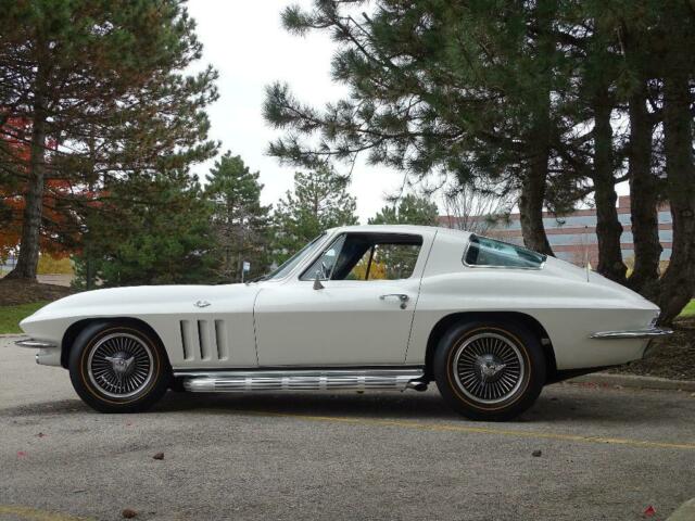 Chevrolet Corvette 1966 image number 7