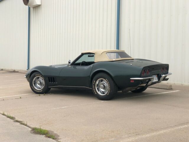 Chevrolet Corvette 1968 image number 3