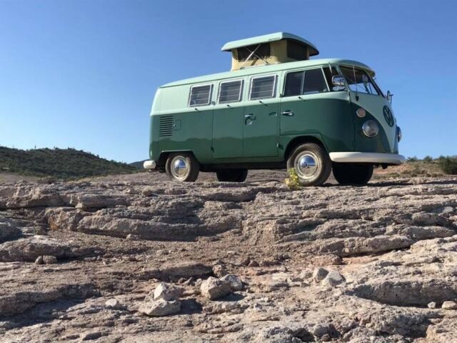 Volkswagen Bus/Vanagon 1965 image number 0