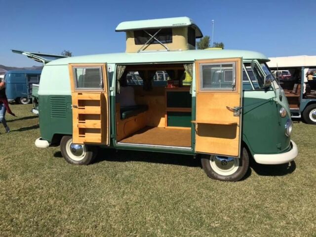 Volkswagen Bus/Vanagon 1965 image number 30