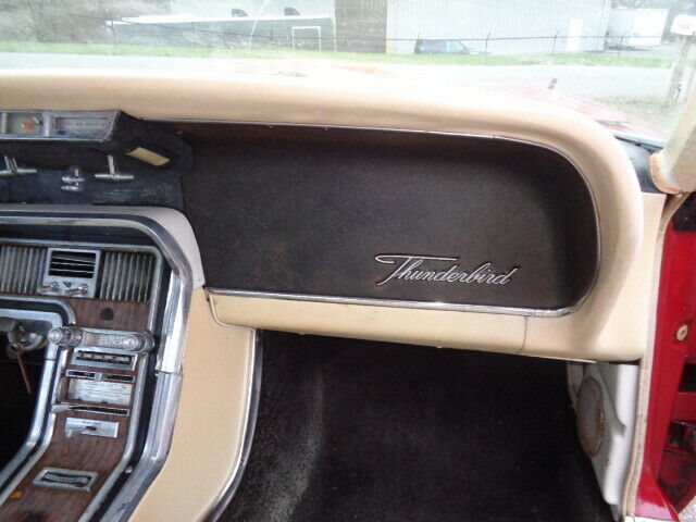 Ford Thunderbird 1966 image number 41