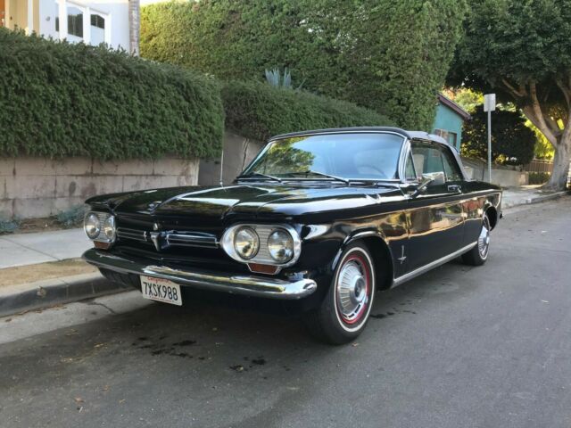 Chevrolet Corvair 1962 image number 0