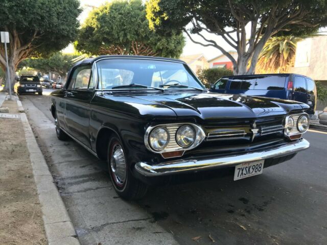 Chevrolet Corvair 1962 image number 2