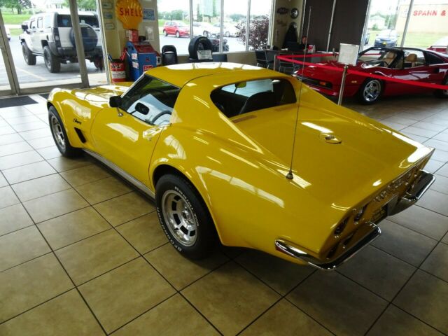 Chevrolet Corvette 1973 image number 33