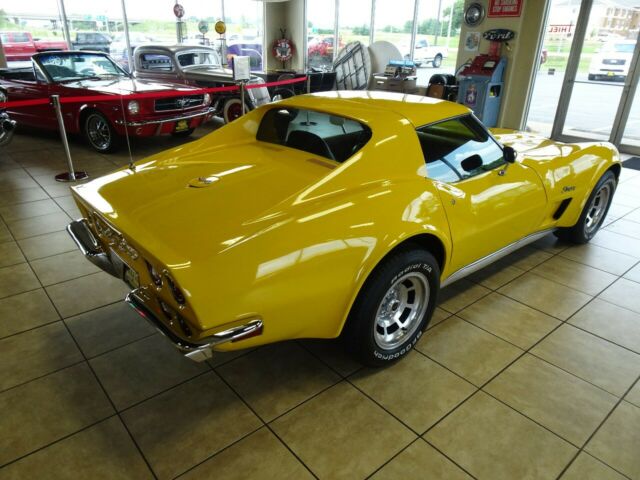 Chevrolet Corvette 1973 image number 34