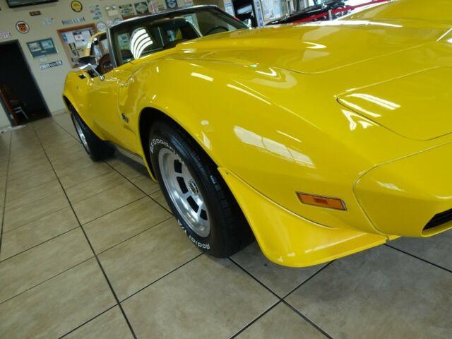 Chevrolet Corvette 1973 image number 37