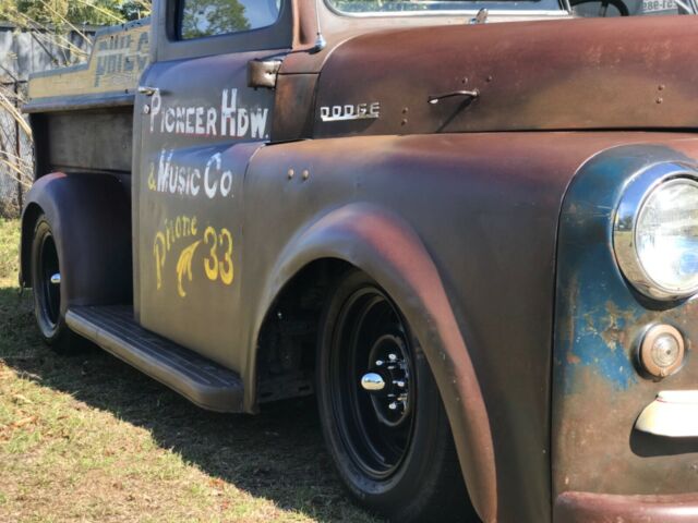 Dodge Pickup 1950 image number 1