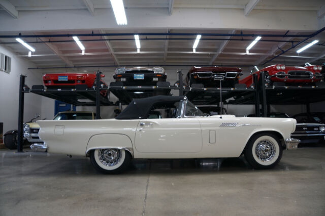 Ford Thunderbird F-Code Supercharged Convertible 1957 image number 2