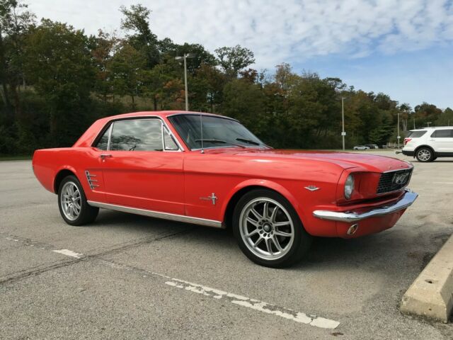 Ford Mustang 1966 image number 1