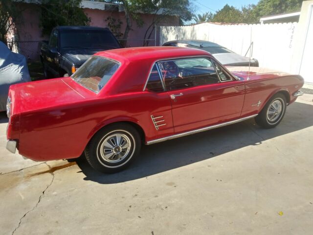 Ford Mustang 1966 image number 15