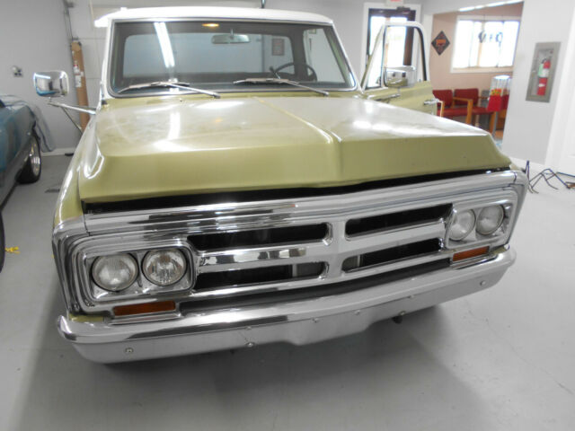 GMC 2500 1969 image number 14