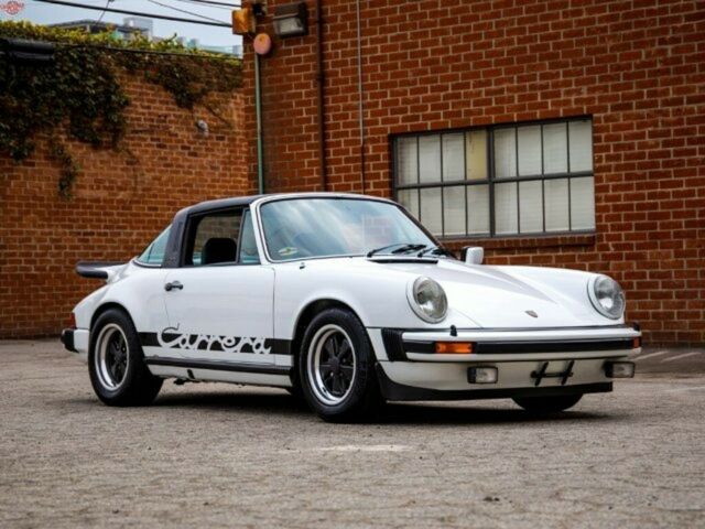 Porsche 911 1977 image number 30