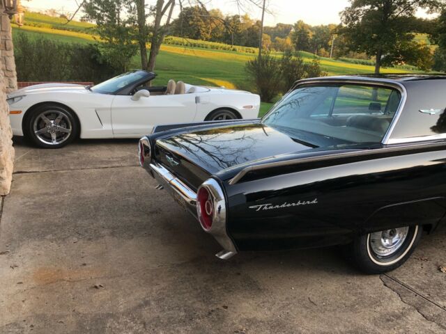 Ford Thunderbird 1963 image number 37